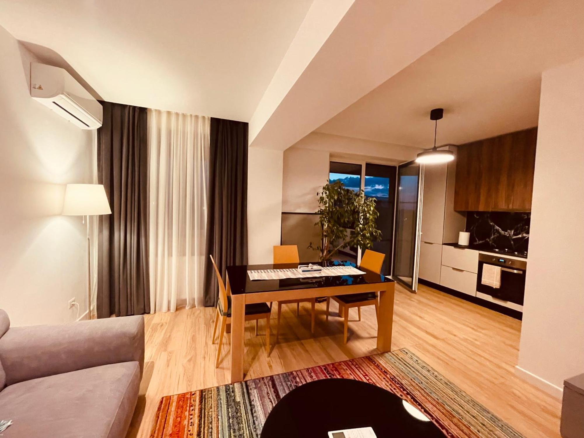 Air Otopeni Appartement Buitenkant foto